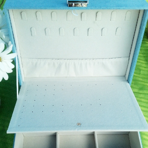 Jewelry Box Antitarnish Blue And Black N/A Red,Purple, Pink And Green Available - Picture 5 of 6